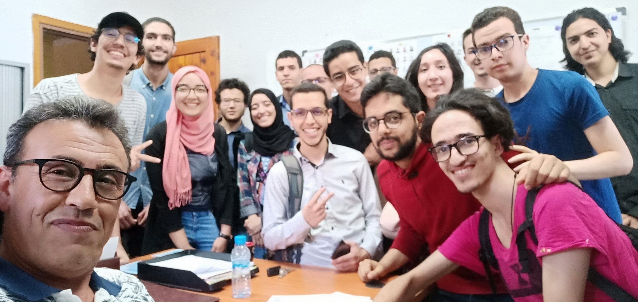 Entouré par mes étudiants au Département Math Info